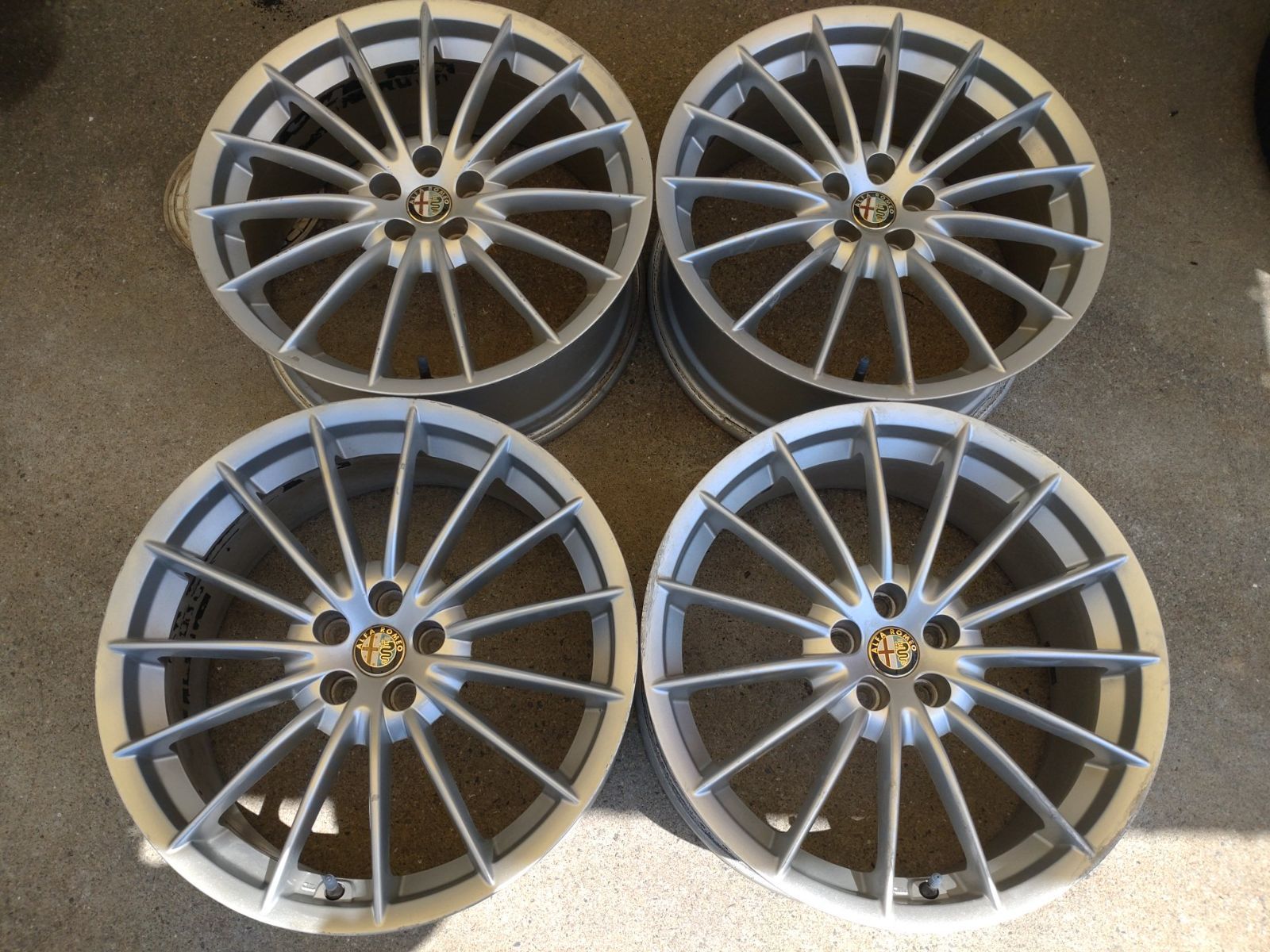 アルファロメオ GT 純正 18インチ 8J+32 PCD98-5H 147 156 GTV 