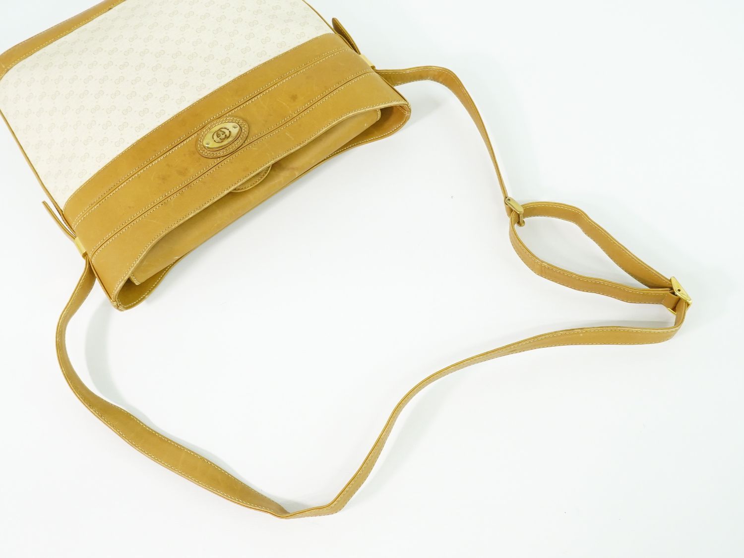 本物 グッチ GUCCI オールドグッチ マイクロGG ショルダーバッグ ポシェット PVC アイボリー ブラウン バッグ 中古・ 本物 グッチ GUCCI オールドグッチ マイクロGG ショルダーバッグ