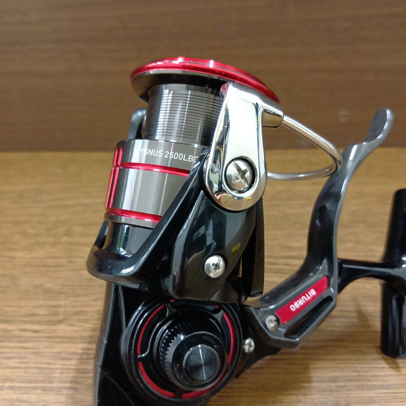 ダイワ(DAIWA) 19 シグナス 2500LBD スピニングリール 【ジャンク品