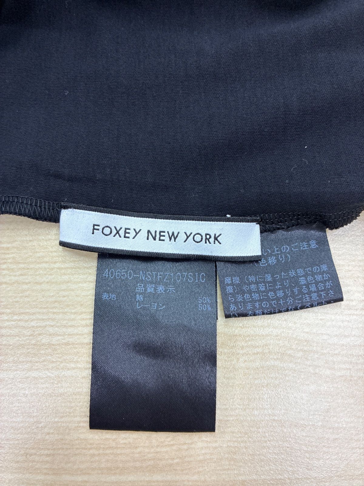 フォクシー FOXY】美品！ストーンロゴ刺繍Tシャツ カットソー 40650