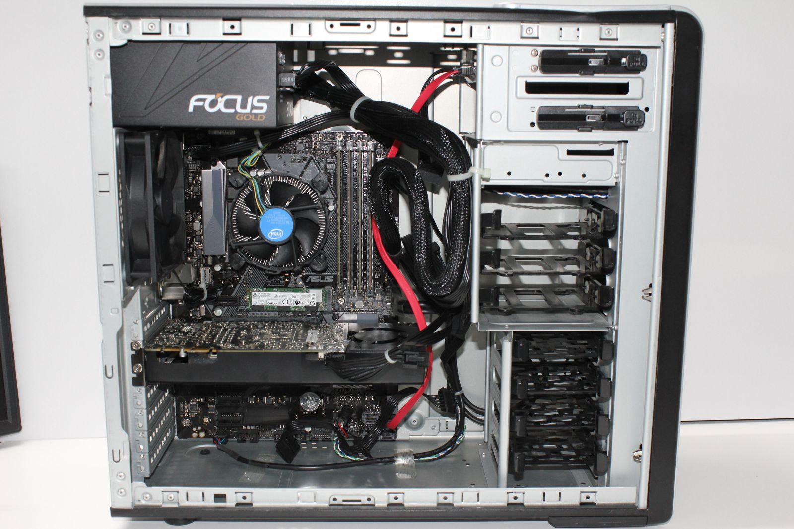 ツクモ G-GEAR i7/32GB/512GB/GTX1070Ti 中古PC - メルカリ