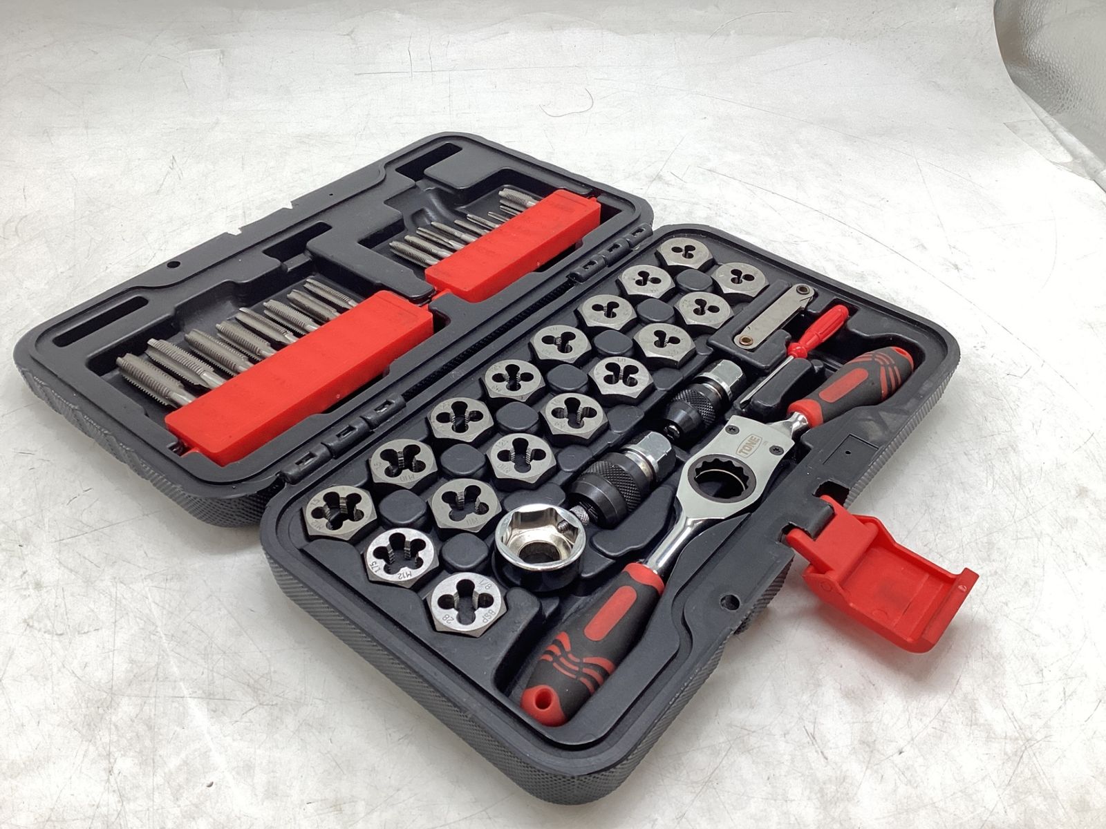 中古品】TONE/トネ TDS400 ☆ タップダイスセット [IT_HBAPU][豊田 