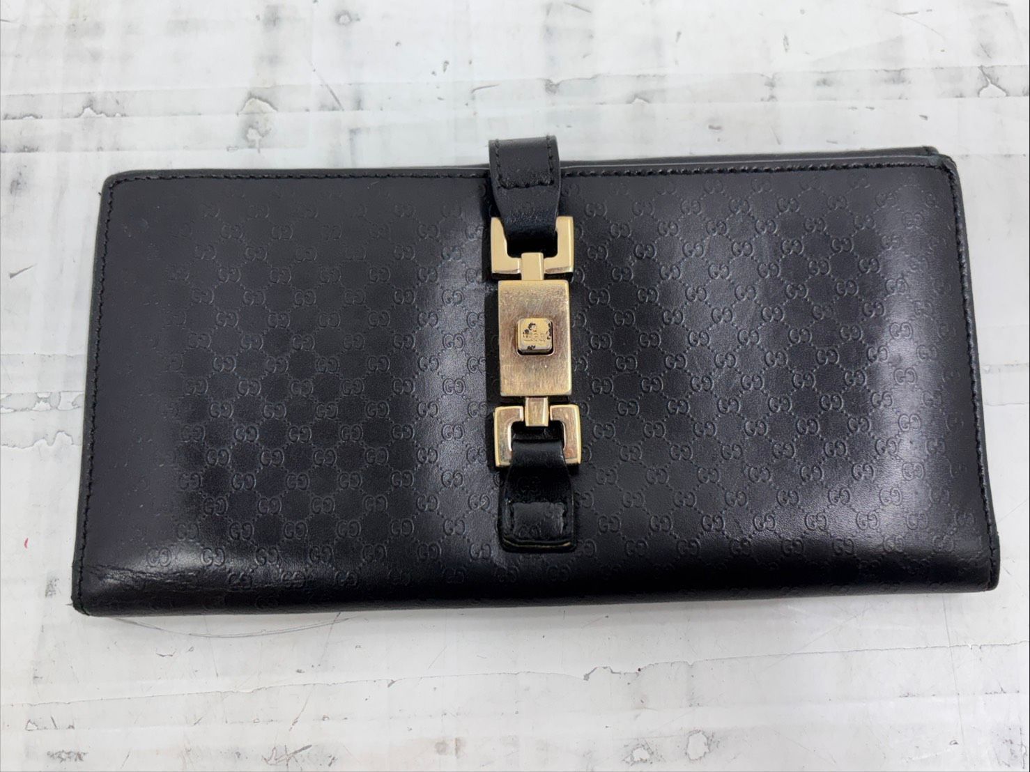 送料無料h13813 GUCCI グッチ長財布レザー 本革 シマレザー ゴールド 