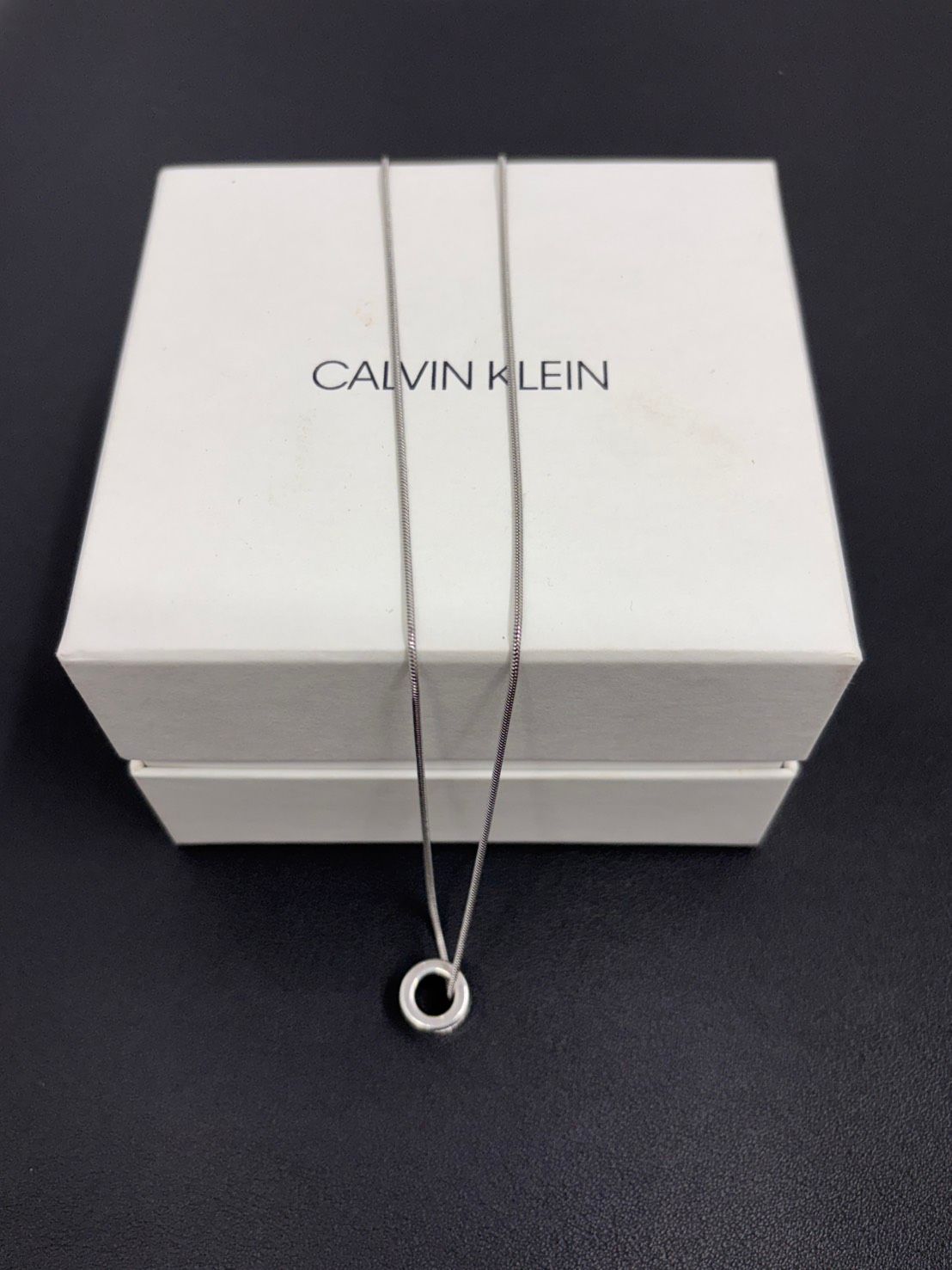 送料無料h13815 CAlVIN KLEIN カルバンクライン リングネックレス