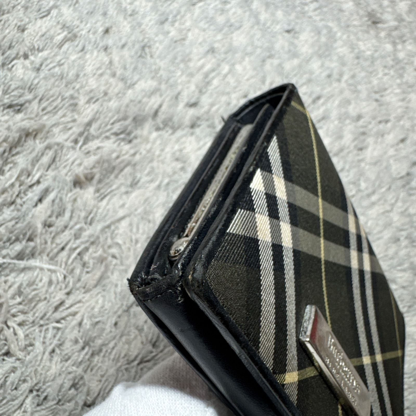 BURBERRY BLUE LABEL バーバリー 二つ折り財布 ノバチェック がま口
