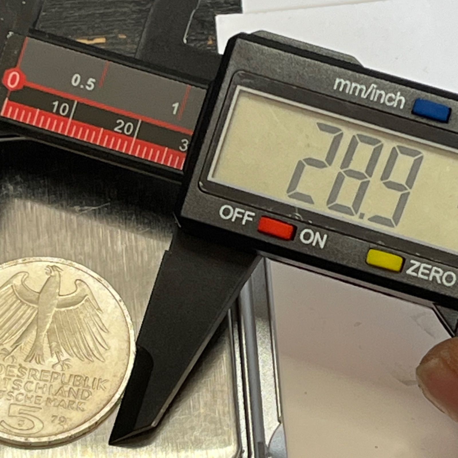 銀貨】1979年 西ドイツ 5ドイツマルク記念銀貨 ドイツ考古学研究所150