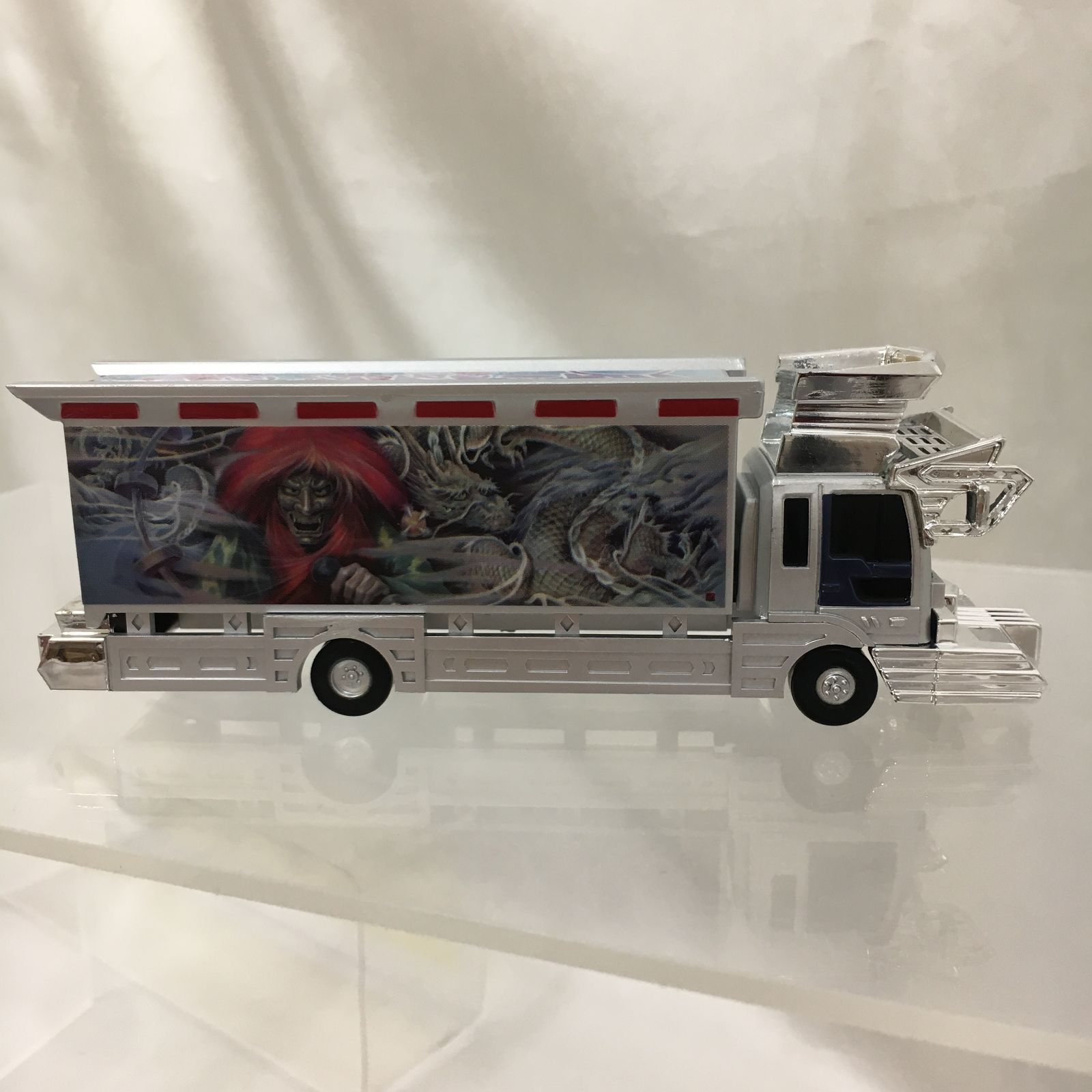 三沢店45⁻25⁻0420] デコトラ 芸術丸 限定品 JALECO 1/50 ミニカー 関口