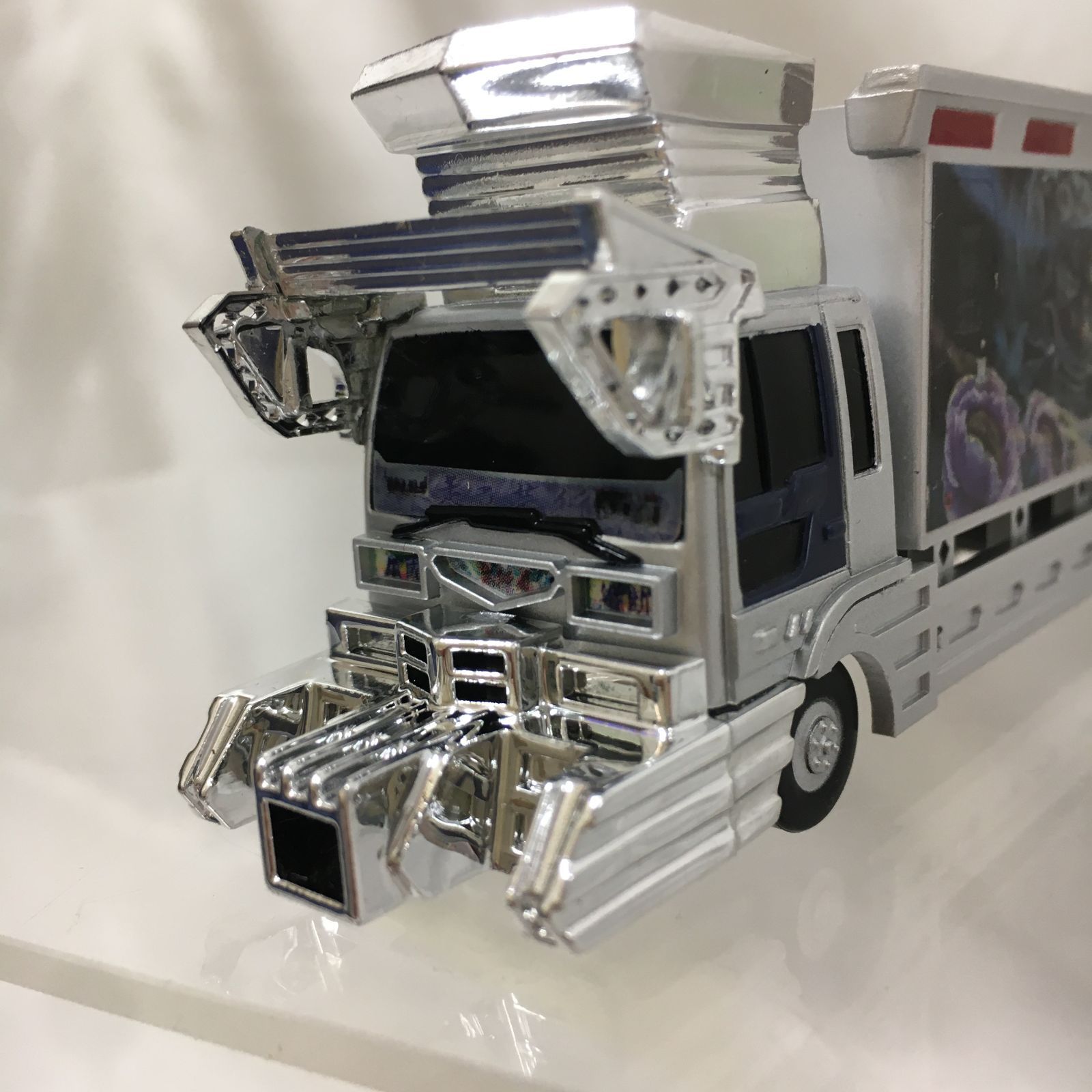 三沢店45⁻25⁻0420] デコトラ 芸術丸 限定品 JALECO 1/50 ミニカー 関口