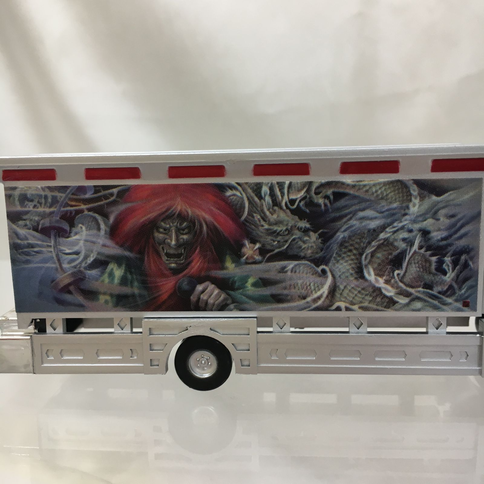 三沢店45⁻25⁻0420] デコトラ 芸術丸 限定品 JALECO 1/50 ミニカー 関口