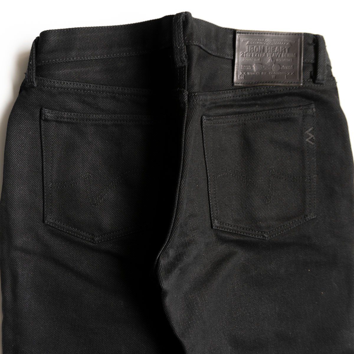 美品】IRON HEART【21oz 黒鎧 デニム ストレート】W34 ブラックデニム 