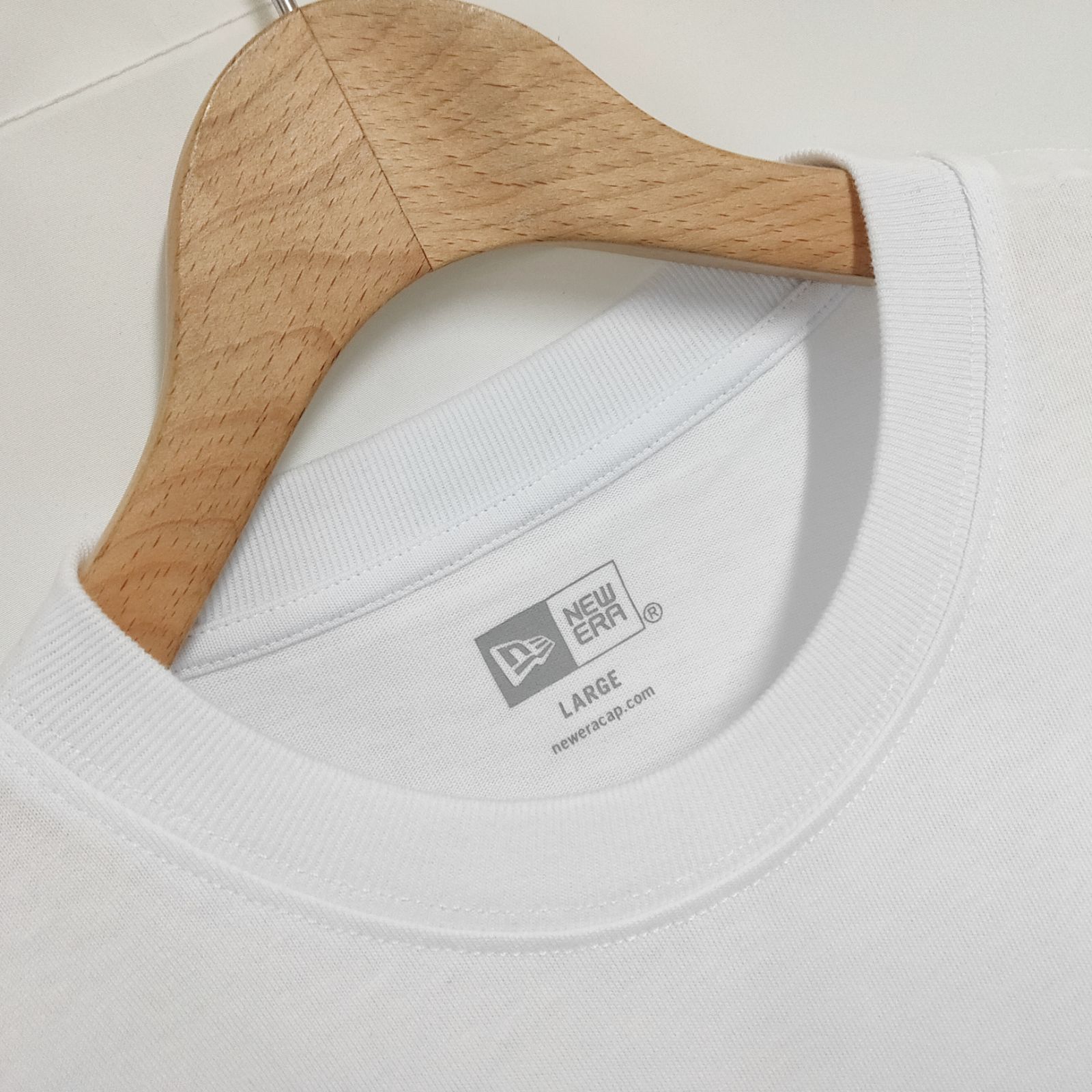 新品 未使用 ニューエラ 岡本太郎コラボ 長袖 Tシャツ 太陽の塔 