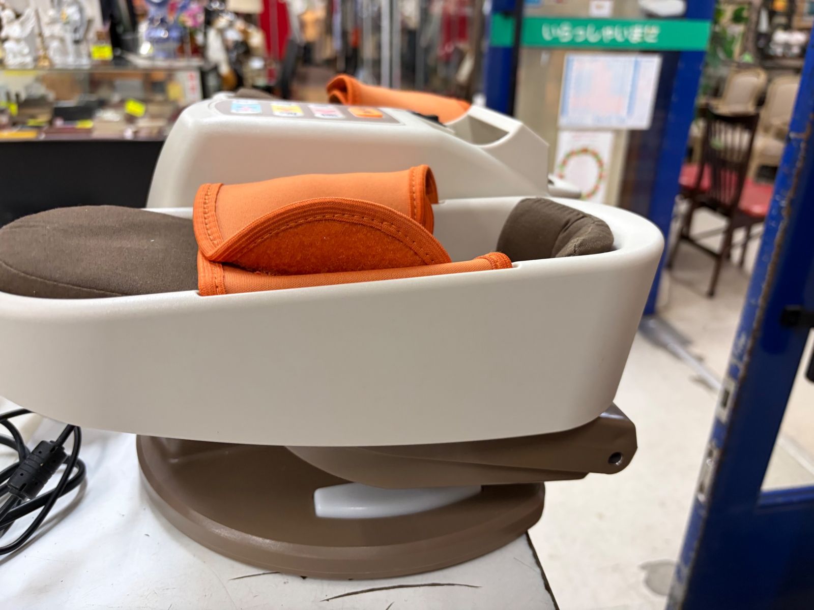 ココチモ 電動式歩行マシン『楽ラク歩く - メルカリ