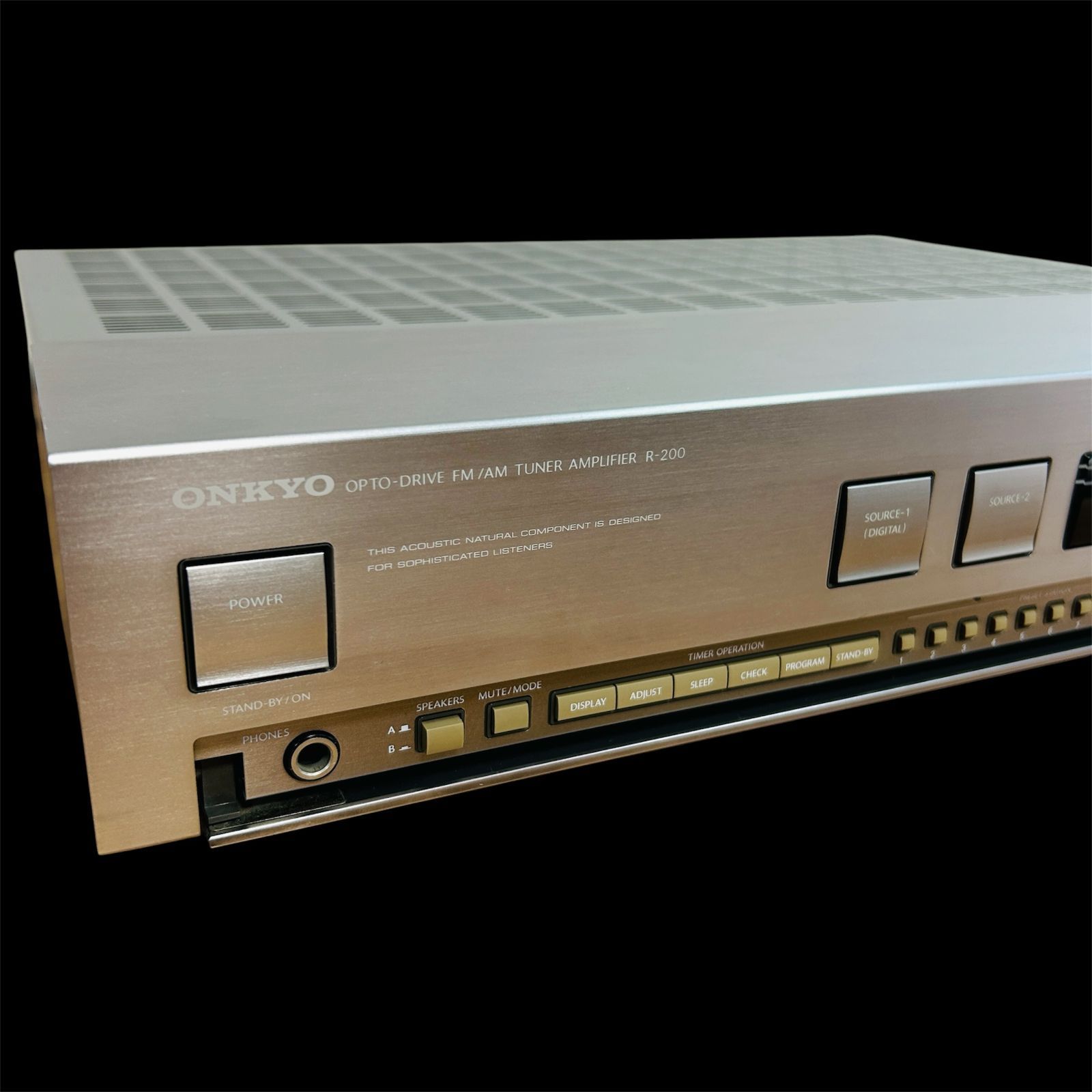 【良品】ONKYO オンキョー R-200 チューナーアンプ 現状品】ONKYO オンキョー チューナーアンプ R-200 - メルカリ