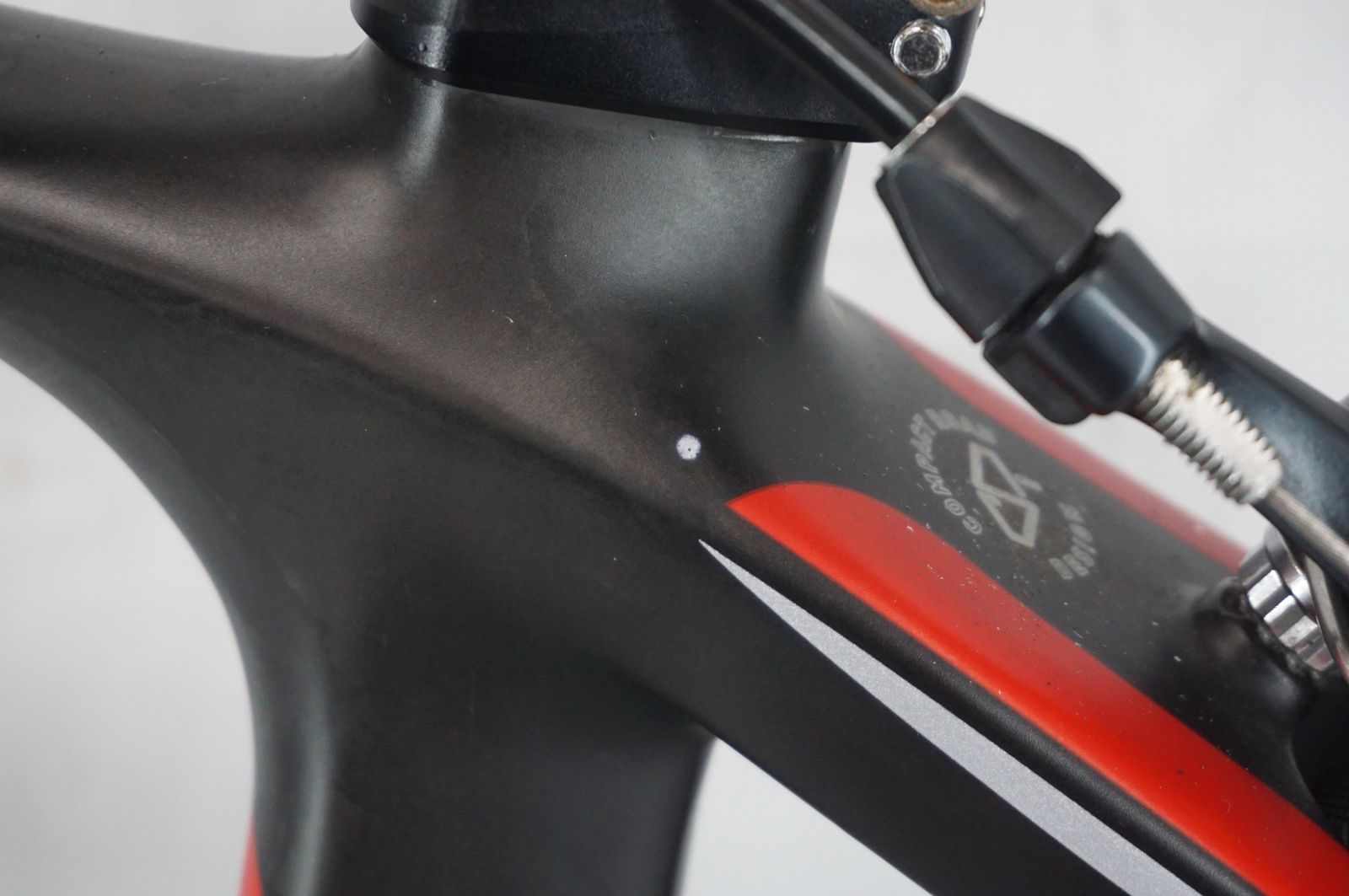 GIANT 「ジャイアント」 DEFY COMPOSITE SE 2013年モデル ロードバイク/ 大阪門真店 GIANT 「ジャイアント」 DEFY COMPOSITE SE 2013年モデル ロードバイク