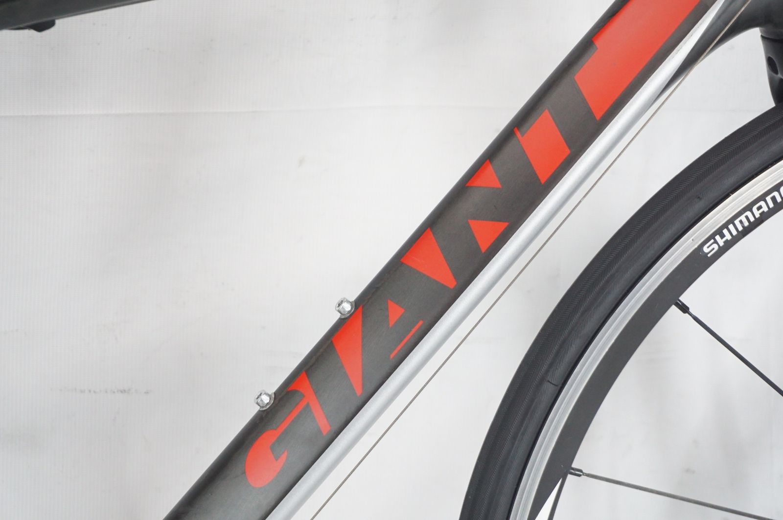 GIANT 「ジャイアント」 DEFY COMPOSITE SE 2013年モデル ロードバイク / 阪急塚口店 ITNFO9N7D740 GIANT 「ジャイアント」 DEFY COMPOSITE SE 2013年モデル ロードバイク