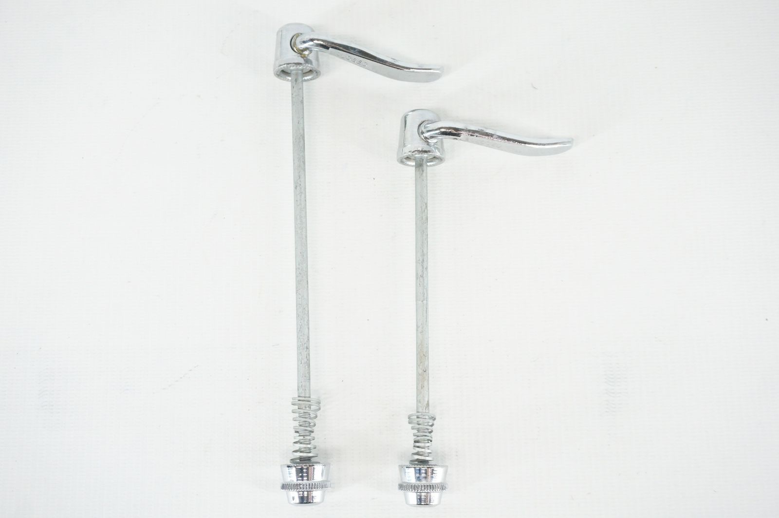 CAMPAGNOLO 「カンパニョーロ」 100/130mm クイックリリース