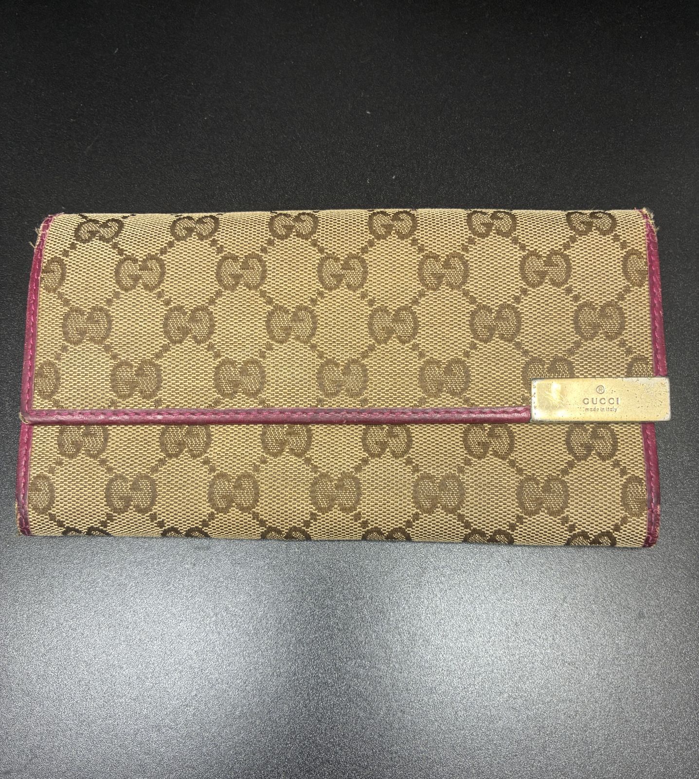 グッチ 長財布 B26041628