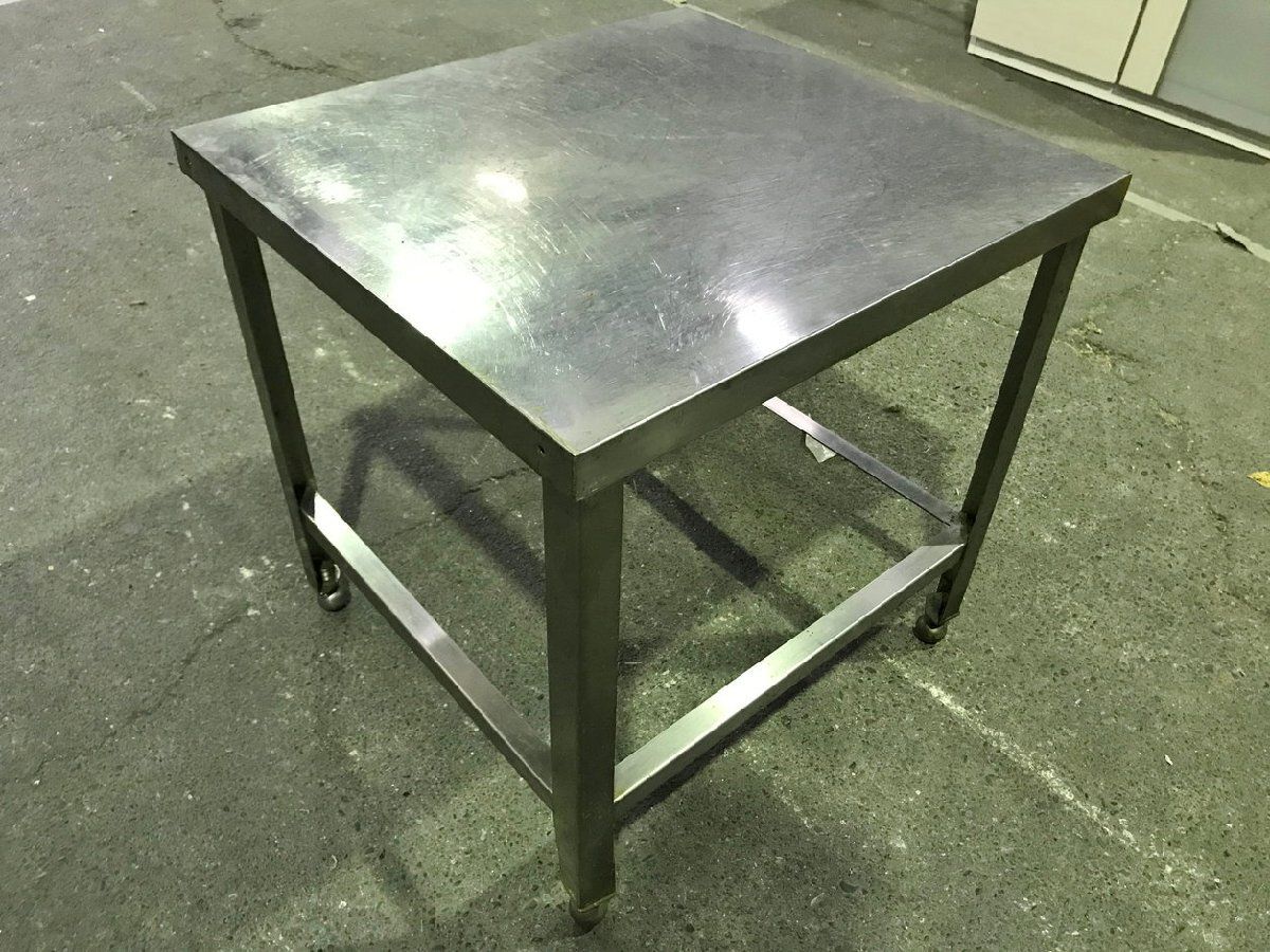 ステンレステーブル 厨房機器 店舗使用備品 現状品 ［静岡市］店頭併売品 → 2510LT909 ステンレステーブル 厨房機器 店舗使用備品 現状品 ［静岡市］店頭併売