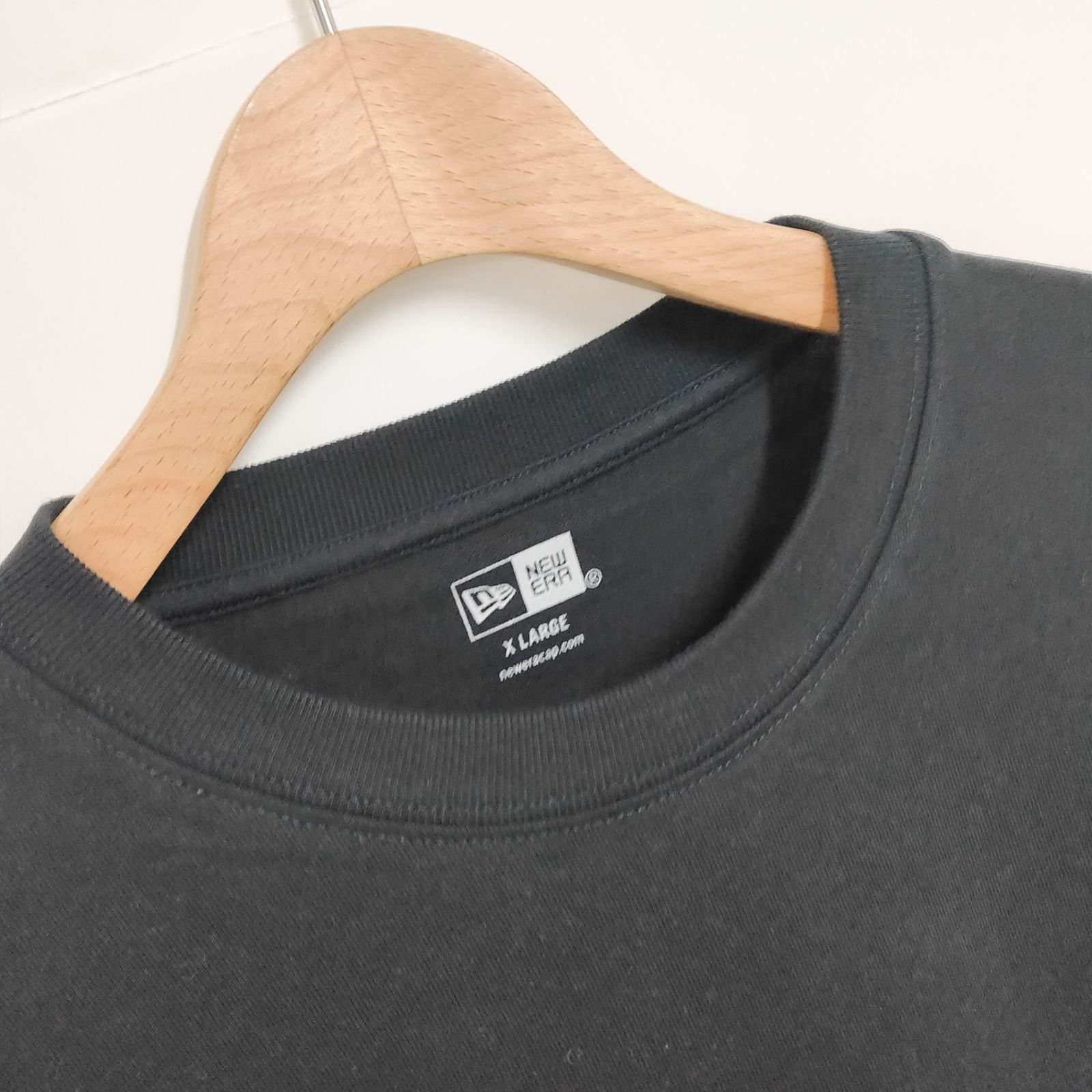 新品 未使用 ニューエラ 岡本太郎コラボ 長袖 Tシャツ 太陽の塔 