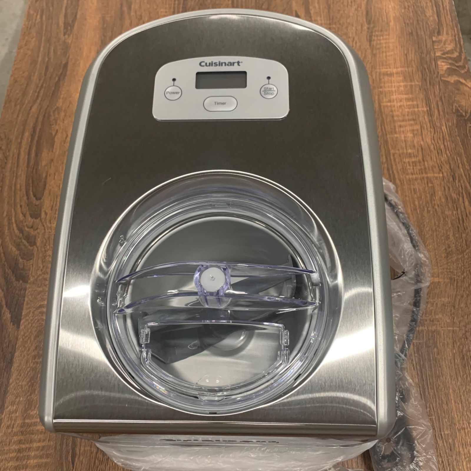 Cuisinart アイスクリームメーカー 電圧変換器付き Amazon | Cuisinart 業務用 アイスクリームメーカー 【日本仕様・変圧