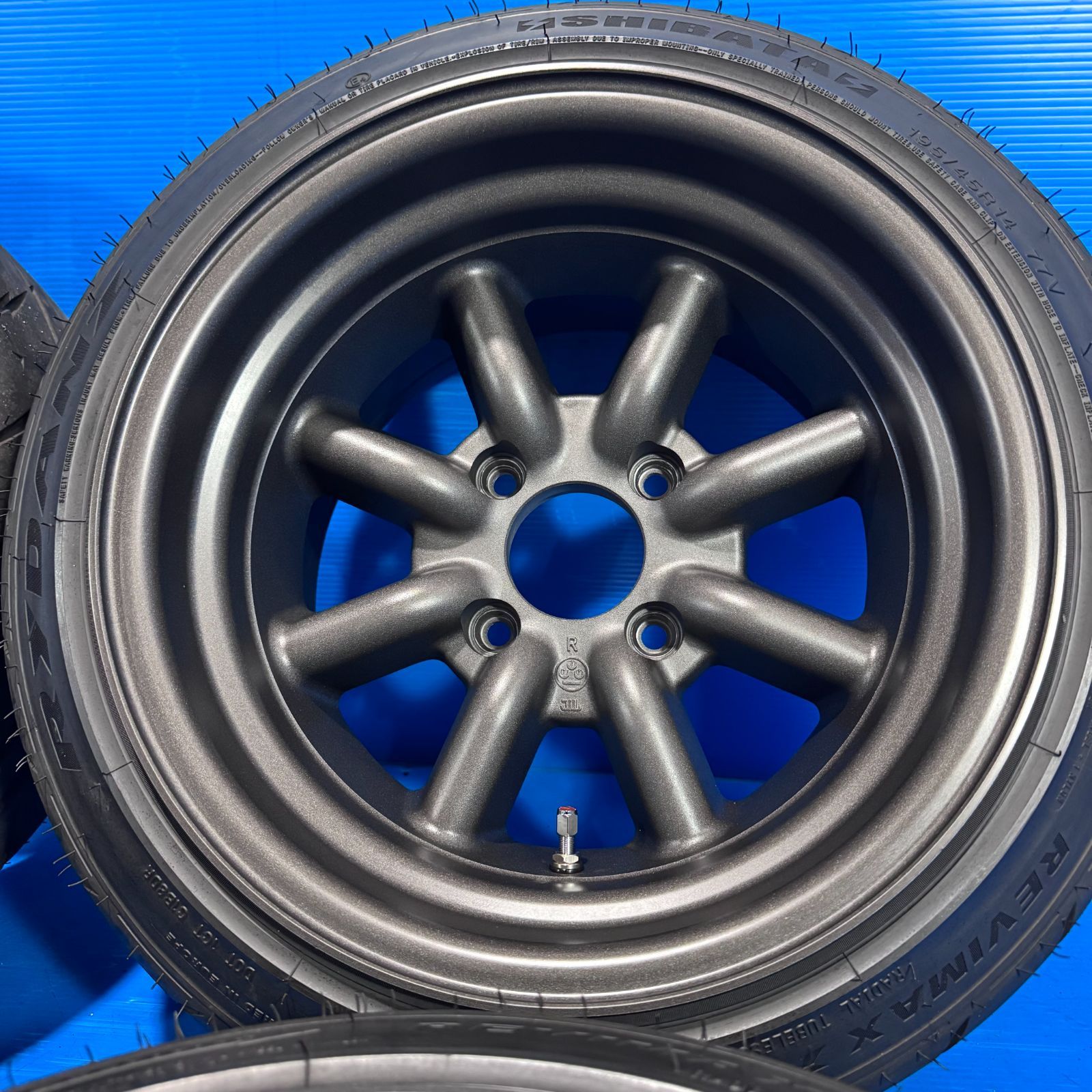 新品R.S.ワタナベ製8スポークホイール14インチタイヤ4本セット