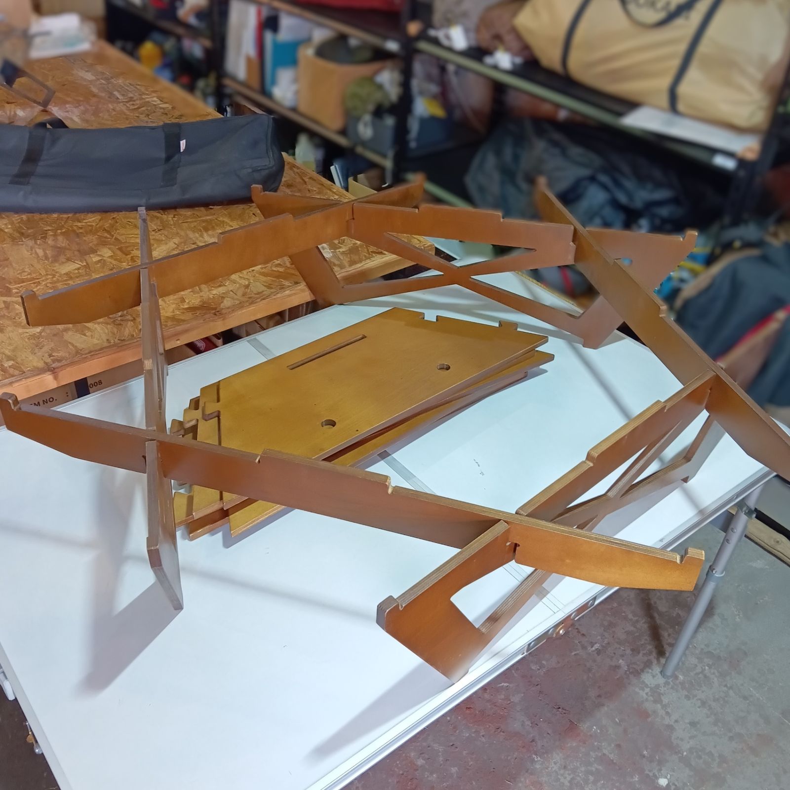 ◇Hilander(ハイランダー) プライウッド ヘキサゴンテーブルBIG 耐荷重