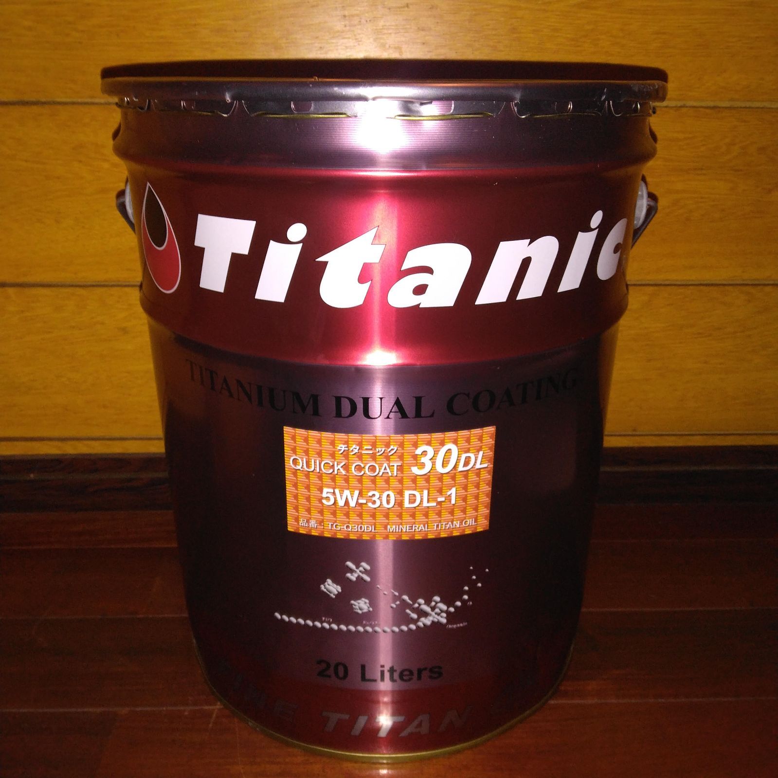 Titanic（チタニック）ディーゼルエンジンオイル クイックコート30DL 
