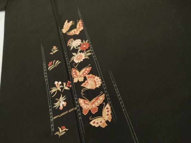 平和屋着物●訪問着　駒刺繍　花蝶文　黒地　金糸　正絹　逸品　AABH3770cs 平和屋着物○訪問着 駒刺繍 花蝶文 黒地 金糸 正絹 逸品 AABH3770cs