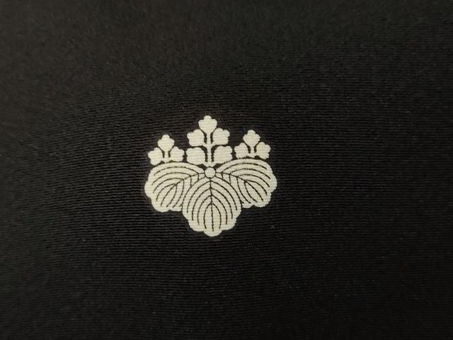 平和屋着物○豪華黒留袖 作家物 花蝶文 金彩 正絹 逸品 AABH7020ck
