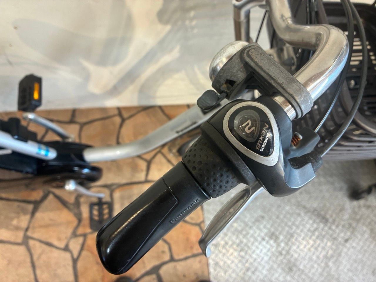 【整備済/店頭受取で送料0円】Panasonic ビビ・DX 26インチ 電動アシスト自転車【サドル・メインスイッチ等新品】EV-0000035 整備済/店頭受取で送料0円】Panasonic ビビ・DX 26インチ 電動アシスト