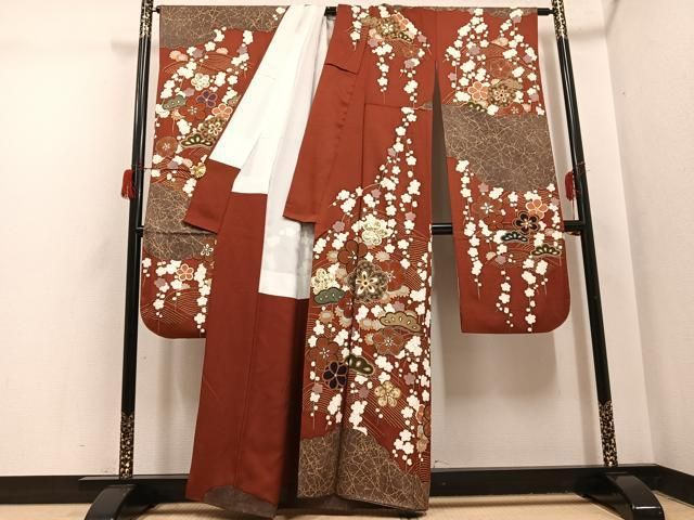 平和屋着物●豪華振袖　駒刺繍　梅松文　金彩　正絹　逸品　AABH6901ph 平和屋着物○豪華振袖 駒刺繍 梅松文 金彩 正絹 逸品 AABH6901ph