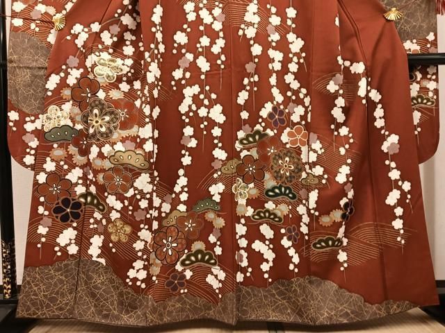 平和屋着物●豪華振袖　駒刺繍　梅松文　金彩　正絹　逸品　AABH6901ph 平和屋着物○豪華振袖 駒刺繍 梅松文 金彩 正絹 逸品 AABH6901ph