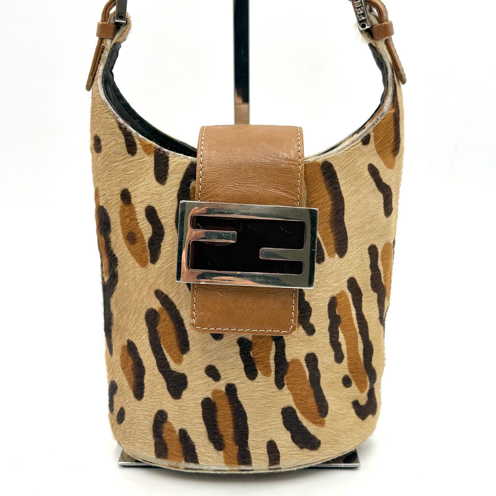 FENDI フェンディ マンマバケット レオパード柄 ハラコ素材