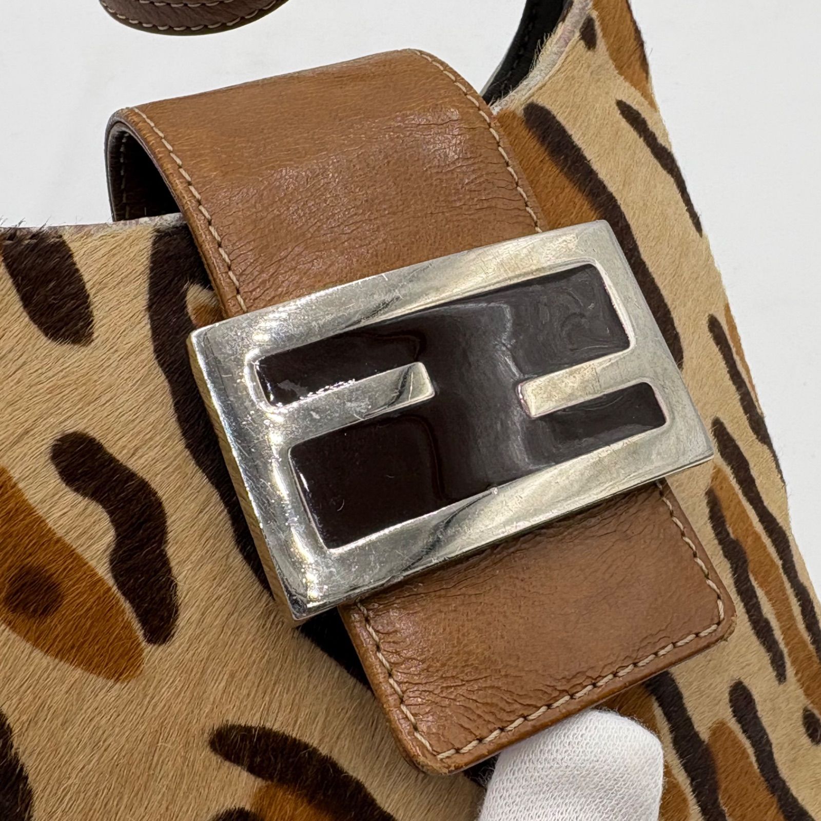 FENDI フェンディ マンマバケット レオパード柄 ハラコ素材