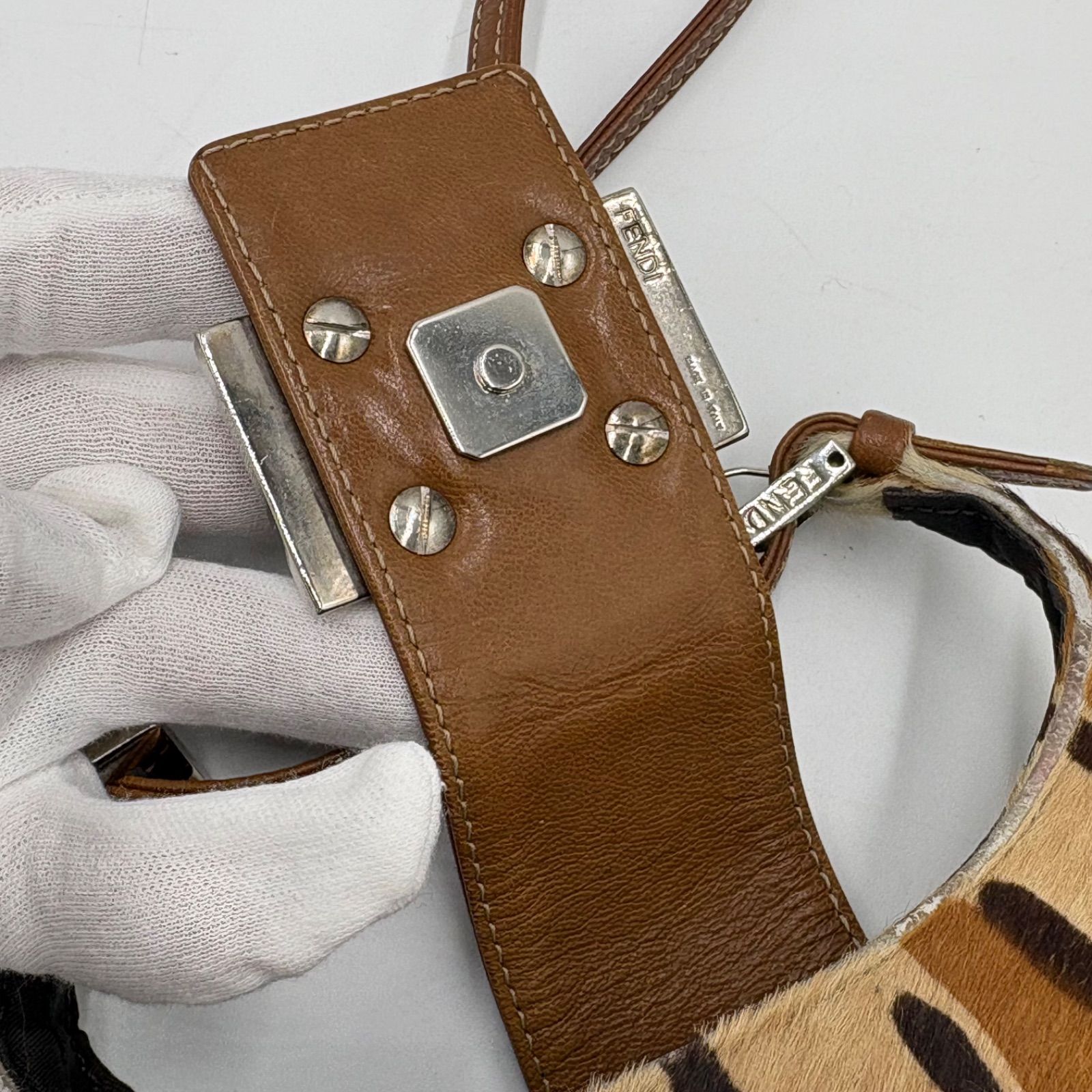 FENDI フェンディ マンマバケット レオパード柄 ハラコ素材