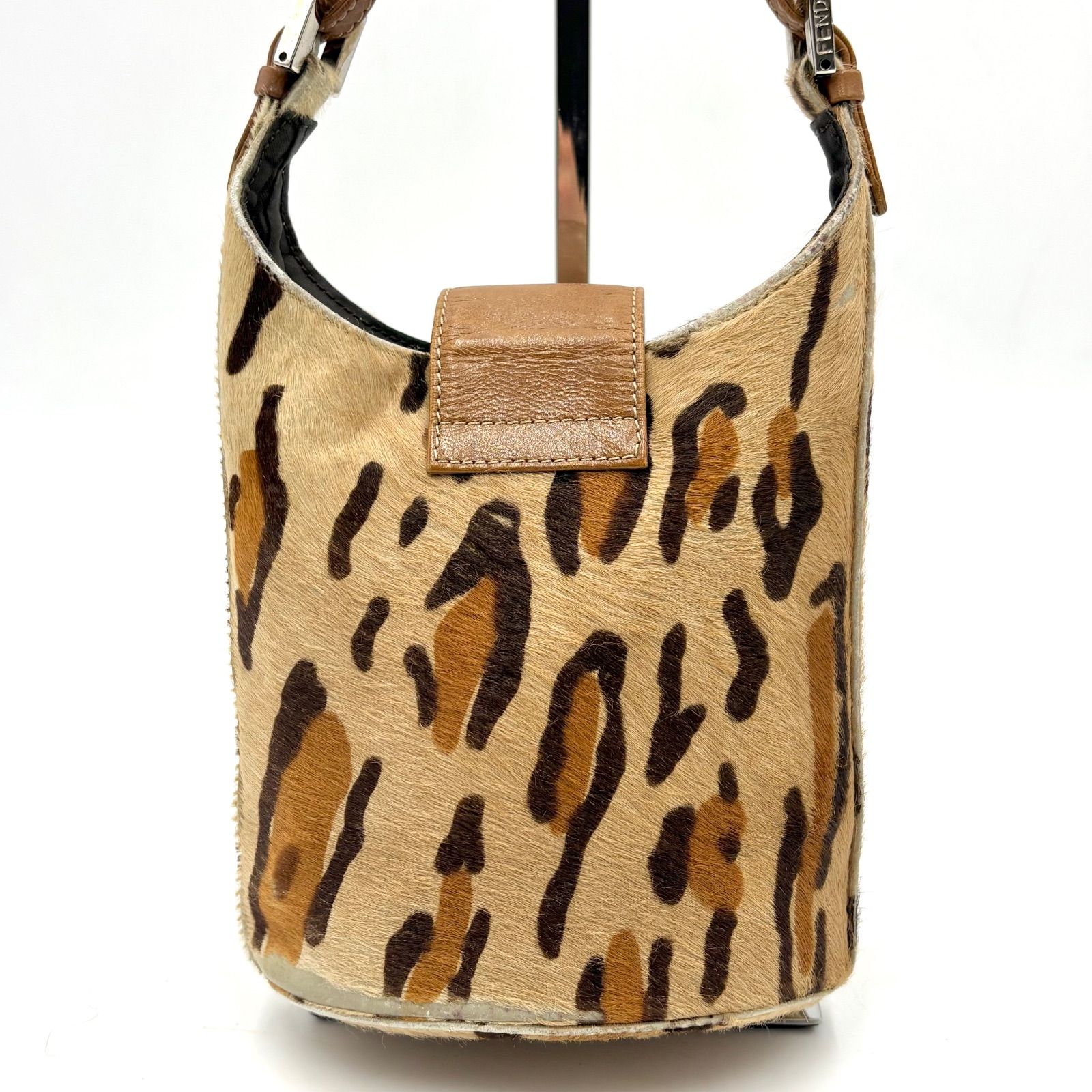 FENDI フェンディ マンマバケット レオパード柄 ハラコ素材