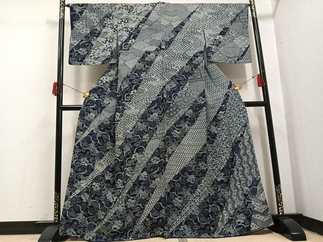 平和屋着物○藍造り国選定無形文化財 藍師・佐藤昭人 訪問着 花唐草文