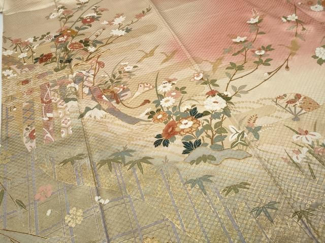 平和屋着物●訪問着　駒刺繍　飛鶴几帳草花文　暈し染め　金彩　正絹　逸品　CABF3297ut 平和屋着物○訪問着 駒刺繍 飛鶴几帳草花文 暈し染め 金彩 正絹 逸品