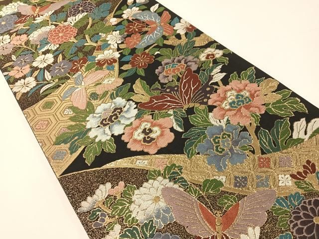 平和屋着物○六通柄袋帯 壁糸草木染 花蝶文 黒地 金糸 正絹 逸品