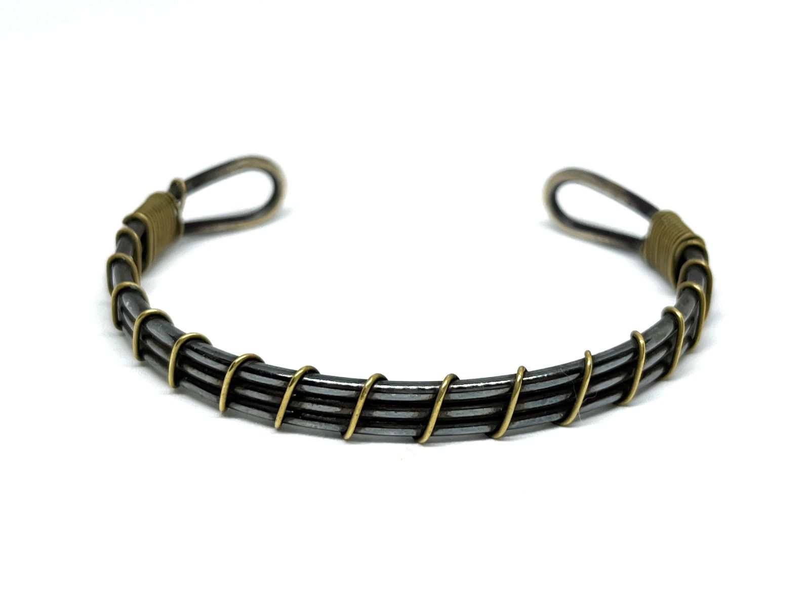 RAINMAKER × KANAAMI TSUJI｜レインメーカー 金網つじ WIRE BANGLE