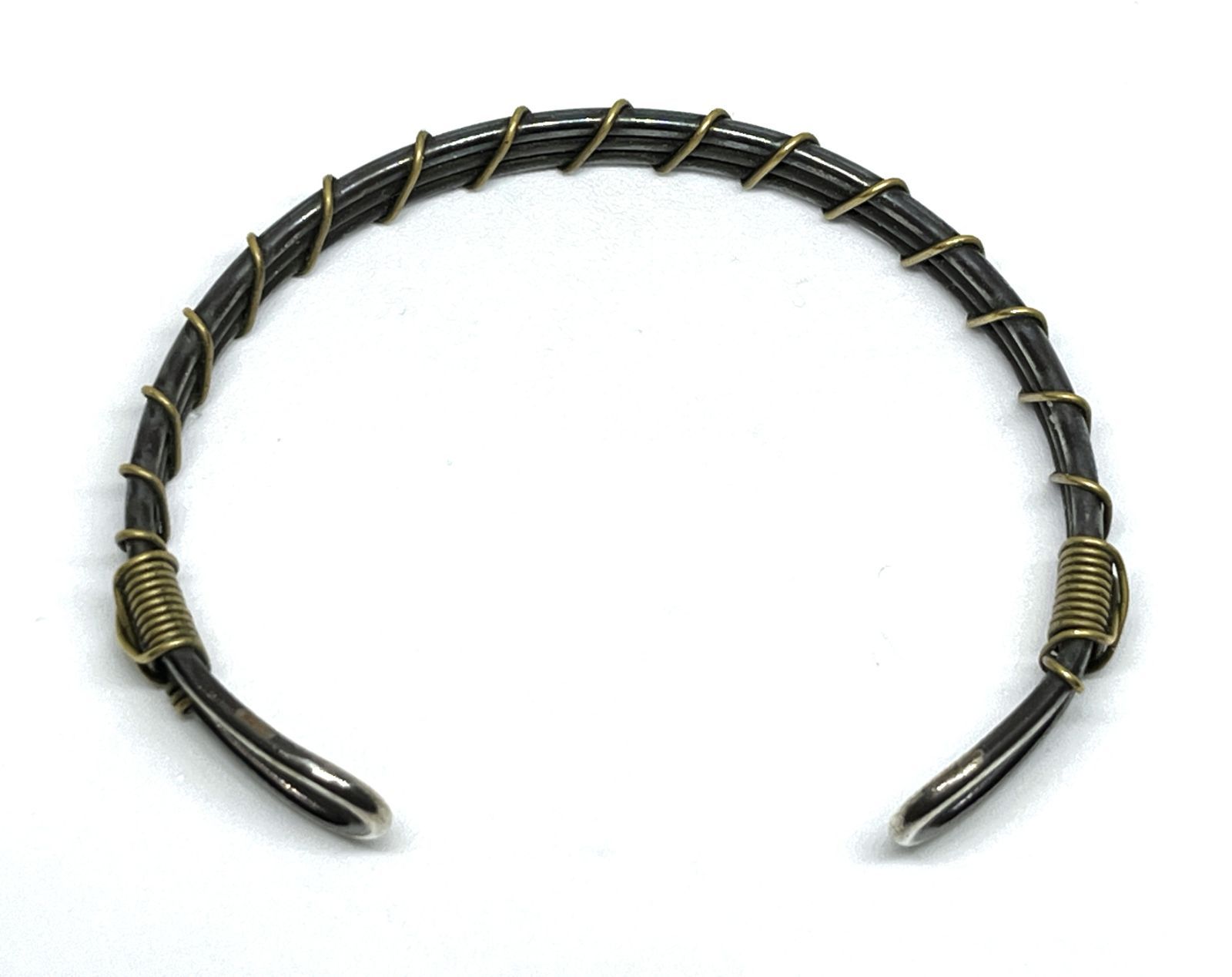 RAINMAKER × KANAAMI TSUJI｜レインメーカー 金網つじ WIRE BANGLE