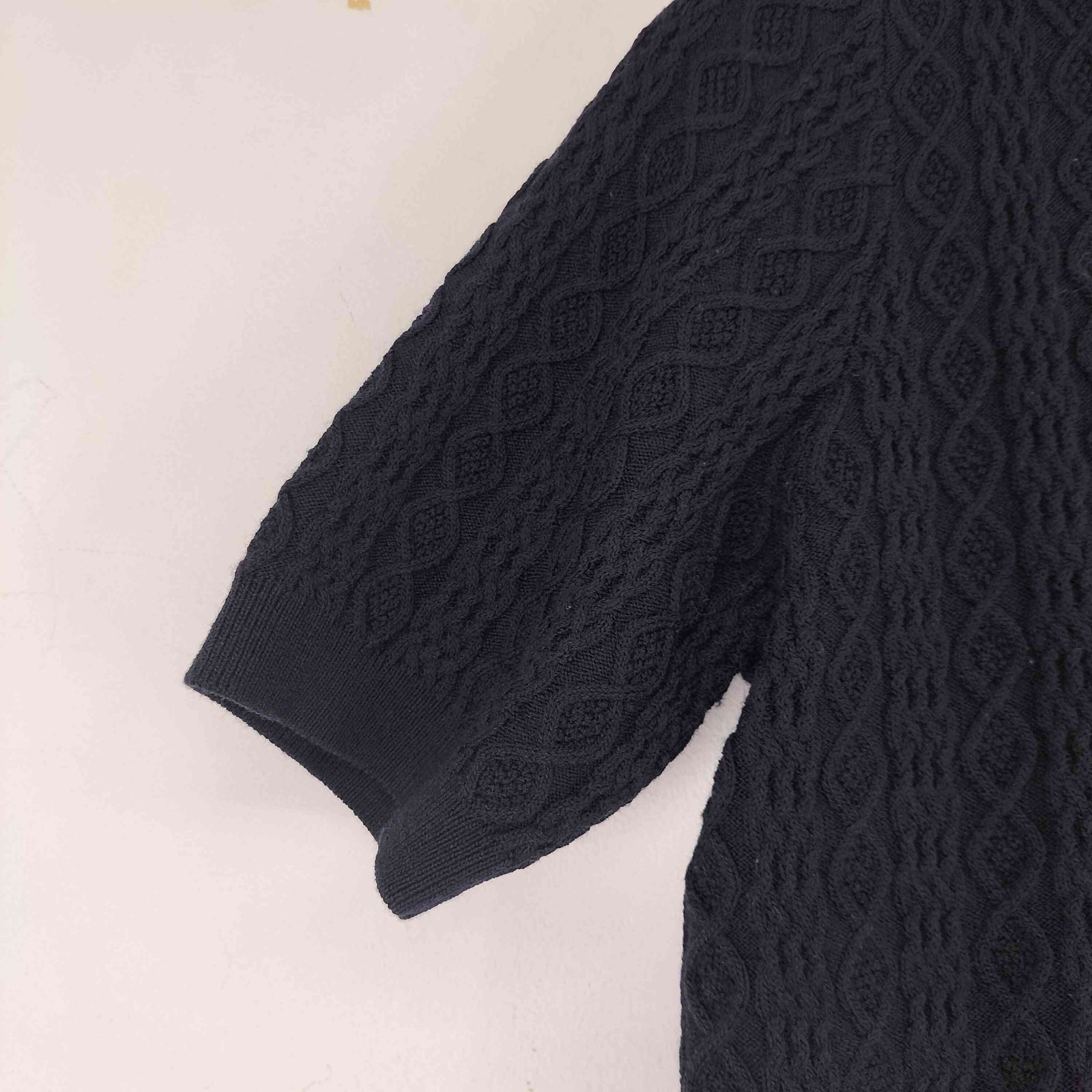 フレッドペリー FRED PERRY 月桂樹ロゴ刺繍 ケーブルニット ポロシャツ