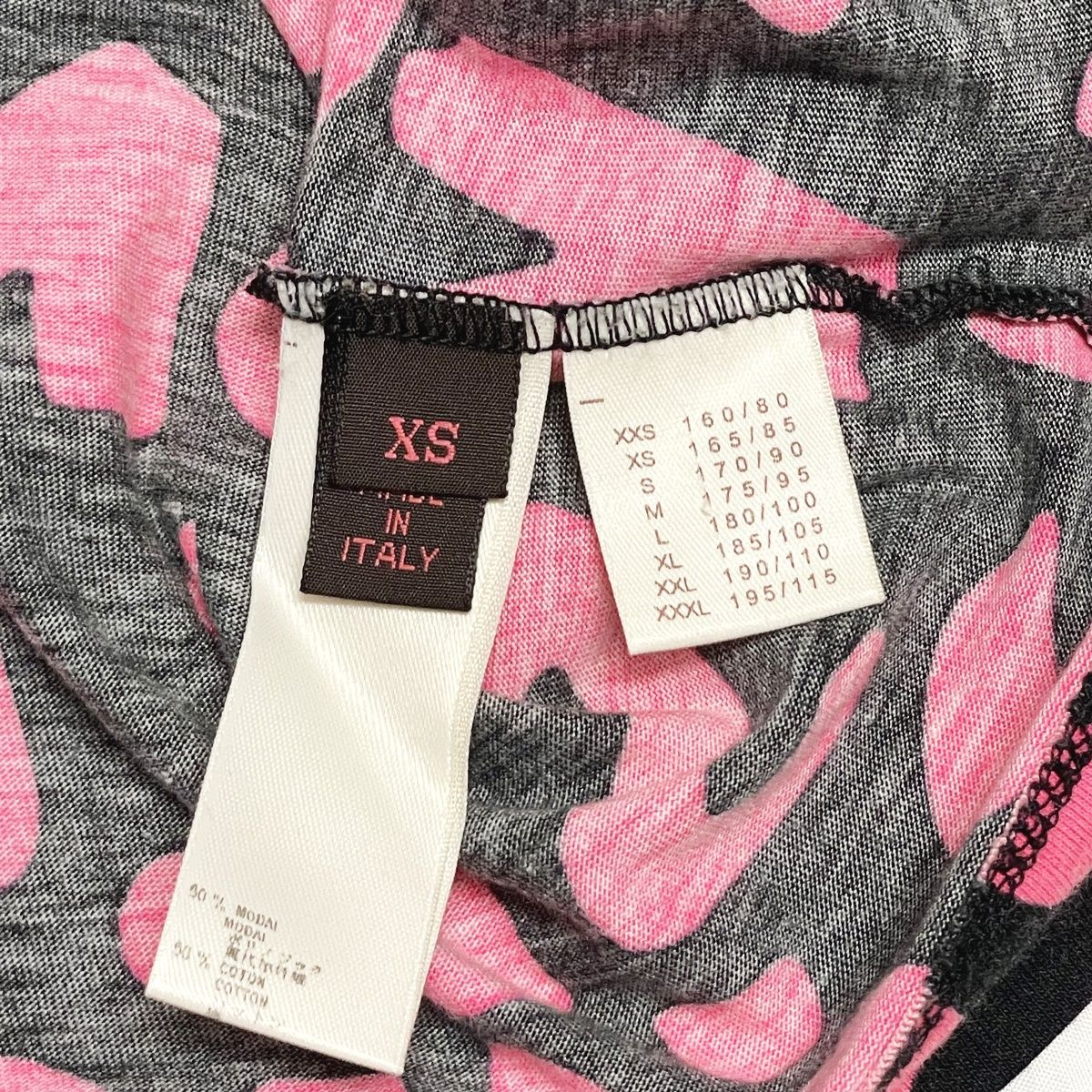 【中古】 LOUIS VUITTON ルイ・ヴィトン グラフィティ半袖Tシャツ ヴィンテージ ロゴ レディース 26010906 AO 中古】 LOUIS VUITTON ルイ・ヴィトン グラフィティ半袖Tシャツ