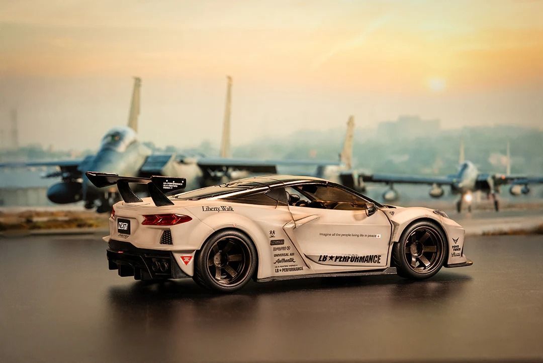 新品未使用 Liberty Walk リバティウォーク JADA 1/24 LB Fighter