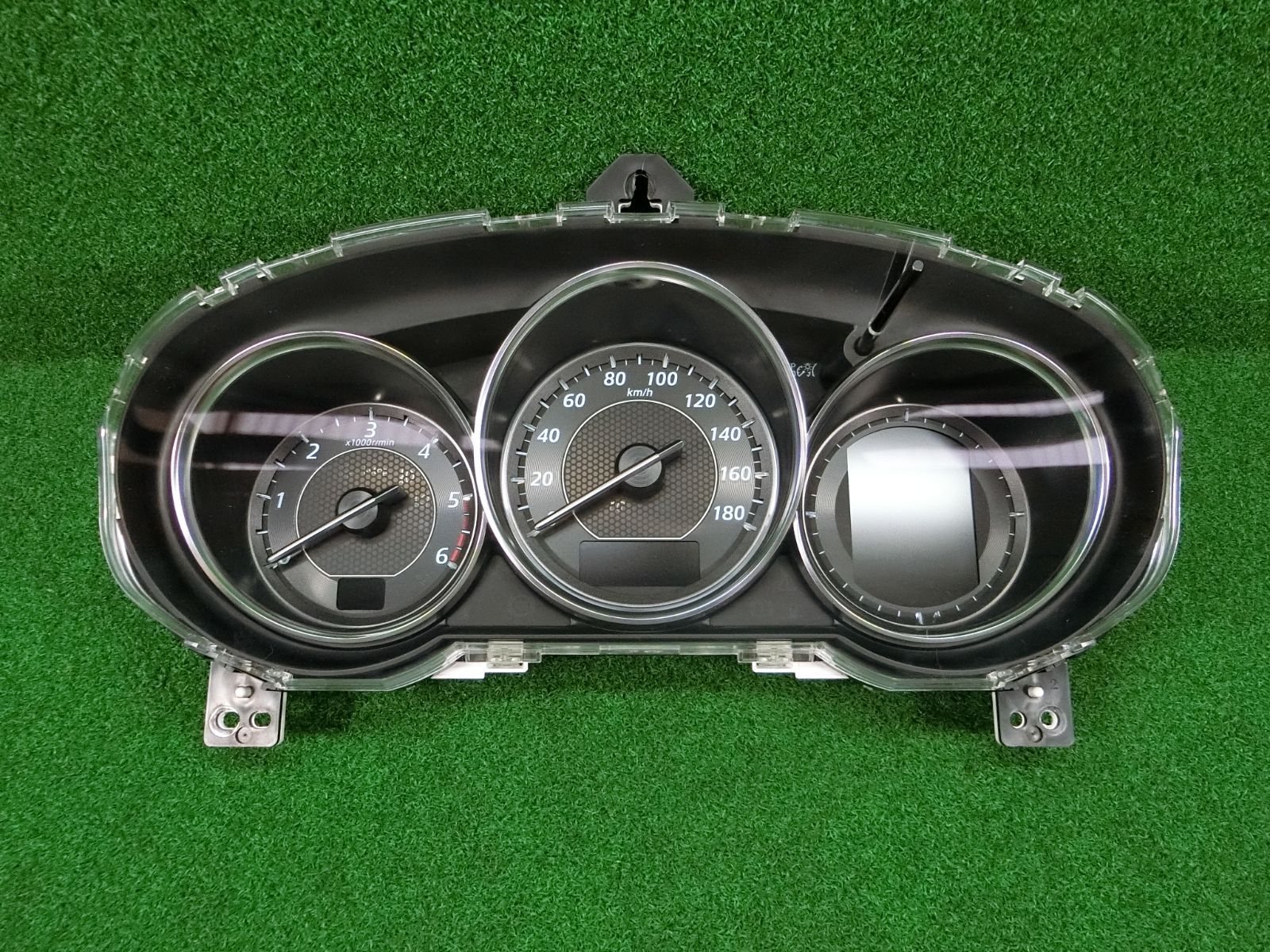 [15154] 送料無料 マツダ アテンザワゴン GJ2FW スピードメーター 139066km