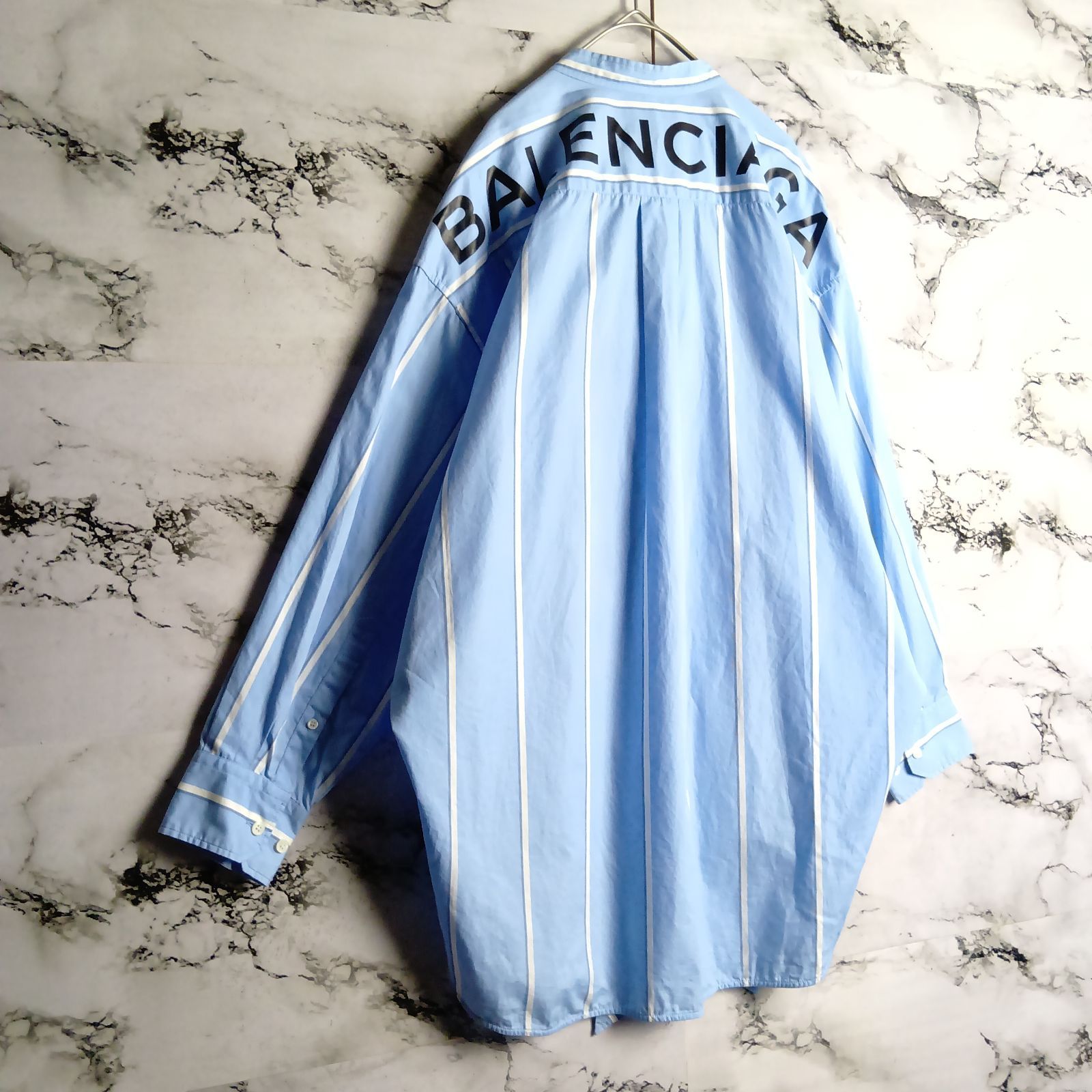 【訳アリ】BALENCIAGA ブルーストライプバックロゴ長袖シャツ　サイズ44 BALENCIAGA] バレンシアガ 長袖シャツ M ストライプ バックロゴ ブルー