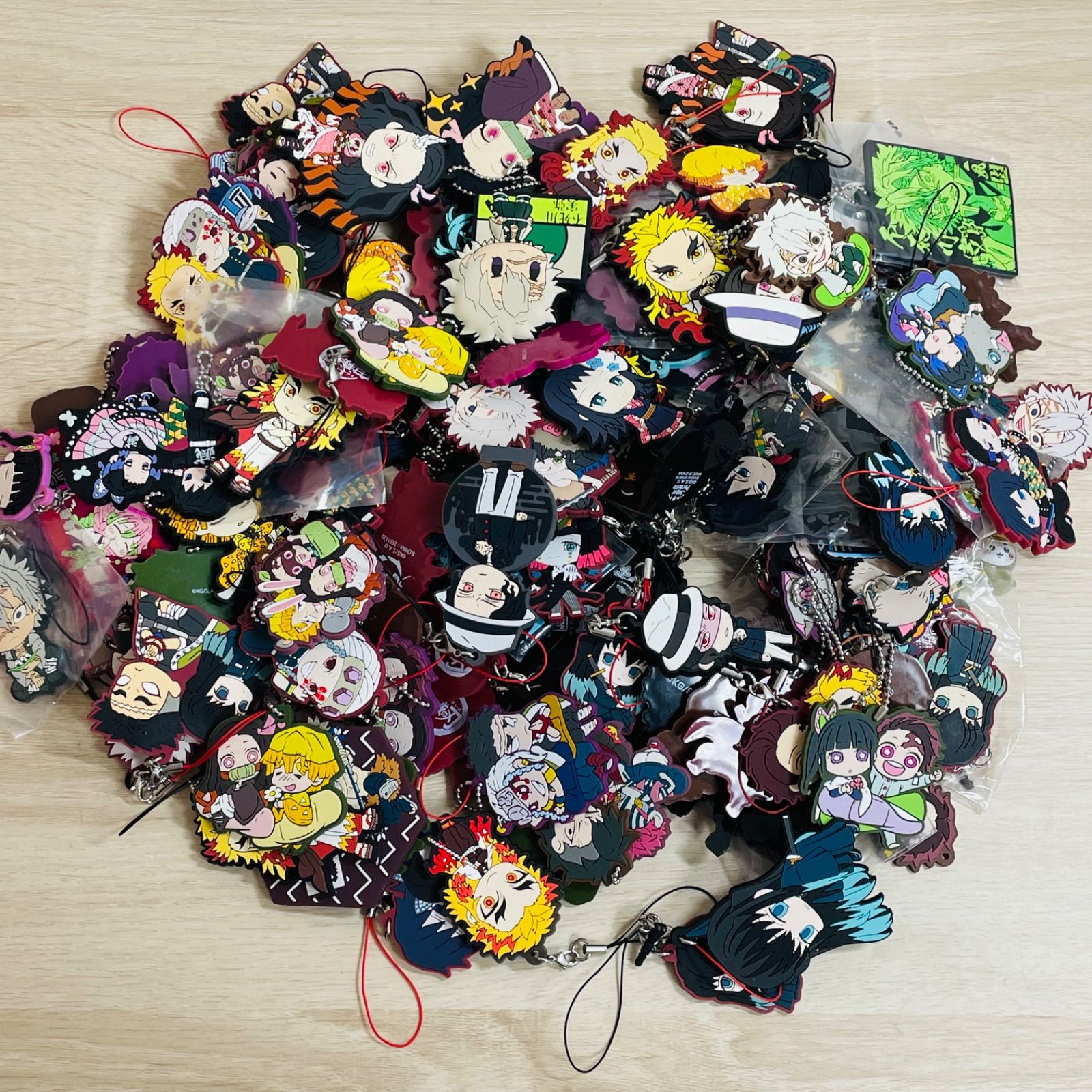 鬼滅の刃 グッズ大量まとめ売り 【公式通販】