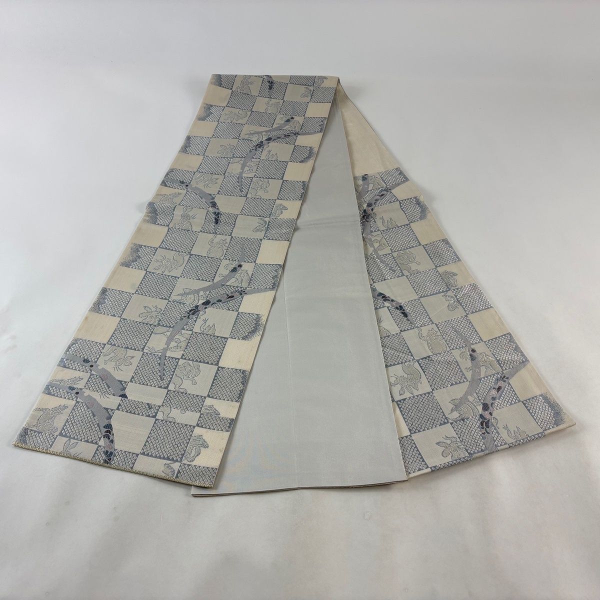 袋帯 名品 市松 鳥獣戯画 銀糸 クリーム 六通 正絹 【中古】 - メルカリ