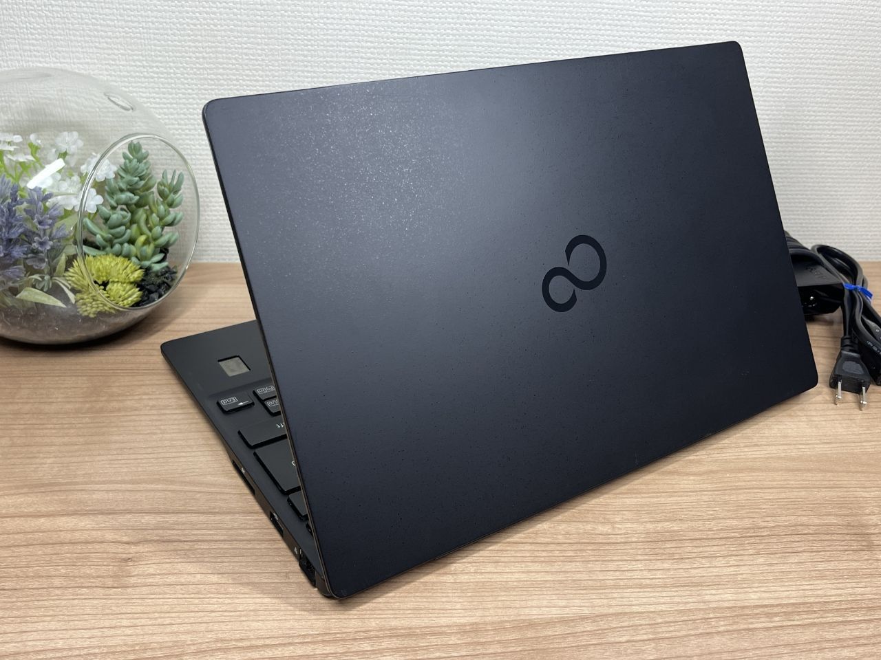 第11世代✨富士通✨U9311/F✨i5✨8G✨256G✨Office2024 限定美品〉0419 Fujitsu Lifebook U9311/F 8GB/SSD256 第11世代