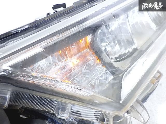 トヨタ 純正 MXAA52 MXAA54 RAV4 前期 LED ヘッドライト 左 左側 助手
